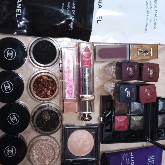 NOT FOR SALE - Designer Makeup Lot- All New! - Picture 1 of 1